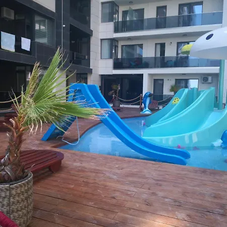Apartament Vecin Cu Marea Daire *